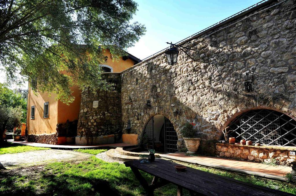 L'Antica Mola Villa Castel Madama Rom bilde